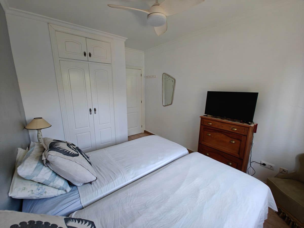 2 soveværelse Lejlighed til leje i Denia med swimmingpool - € 700 (Ref: 9107685)