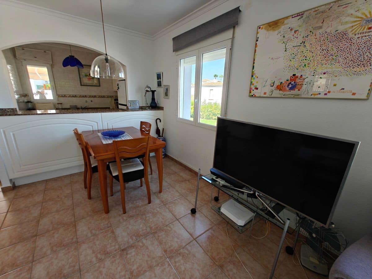 2 soveværelse Lejlighed til leje i Denia med swimmingpool - € 700 (Ref: 9107685)