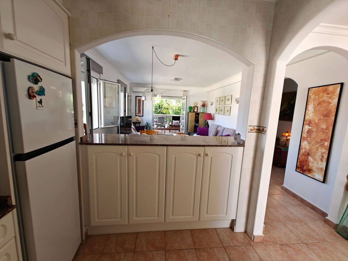 2 soveværelse Lejlighed til leje i Denia med swimmingpool - € 700 (Ref: 9107685)