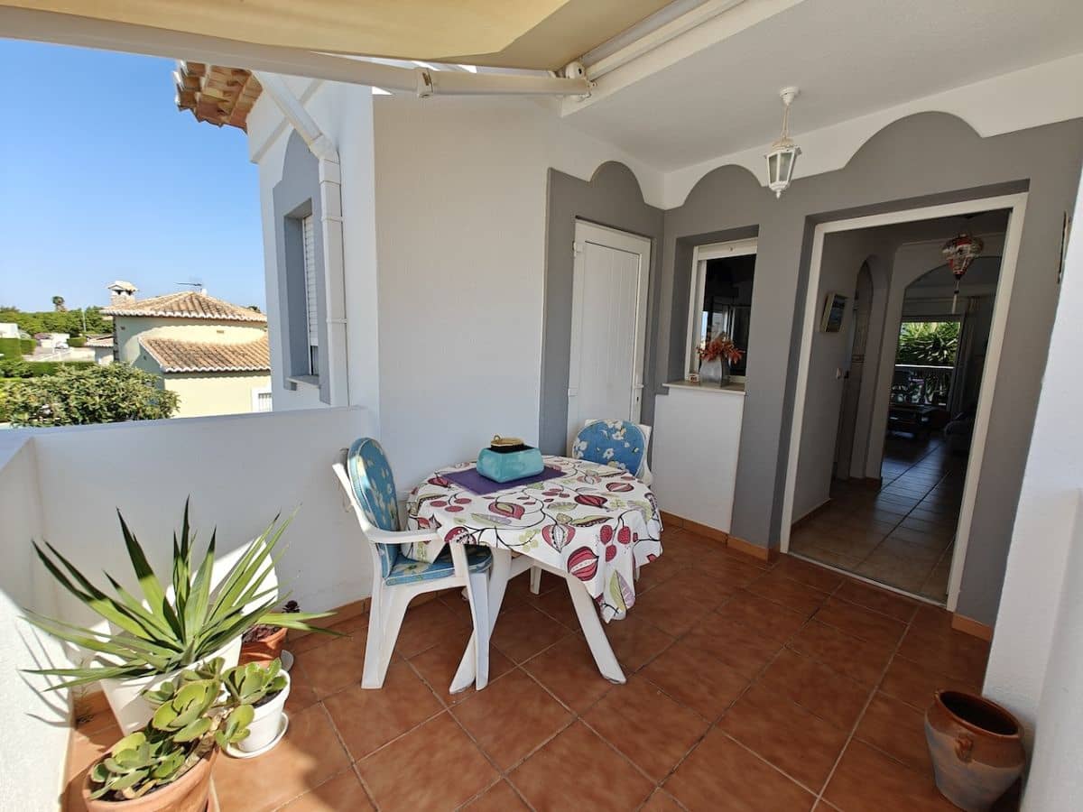 2 soveværelse Lejlighed til leje i Denia med swimmingpool - € 700 (Ref: 9107685)