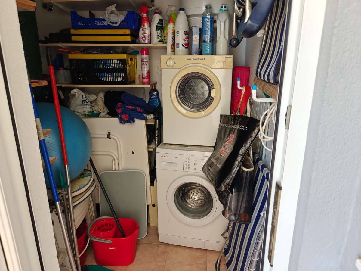 2 soveværelse Lejlighed til leje i Denia med swimmingpool - € 700 (Ref: 9107685)