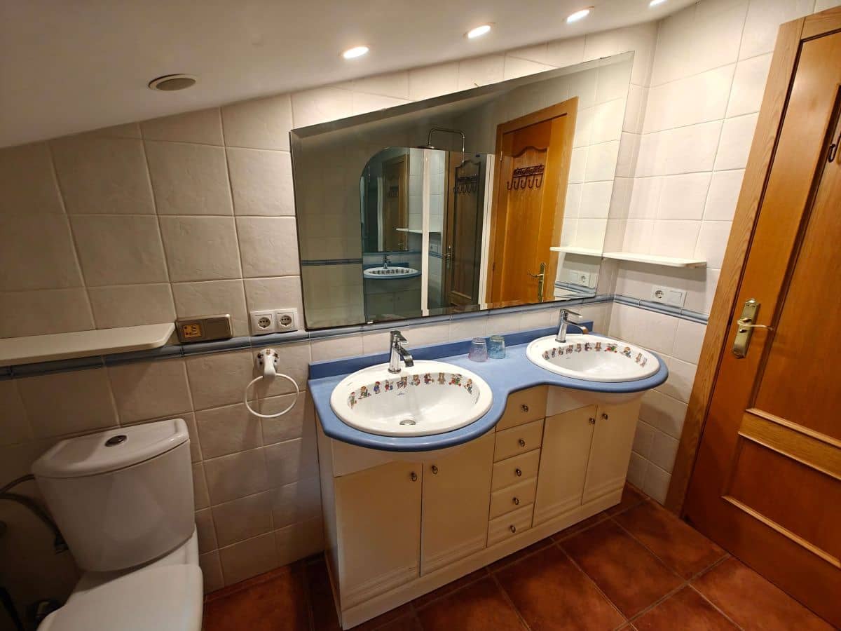 4 soveværelse Villa til leje i Denia med swimmingpool - € 1.650 (Ref: 9168996)