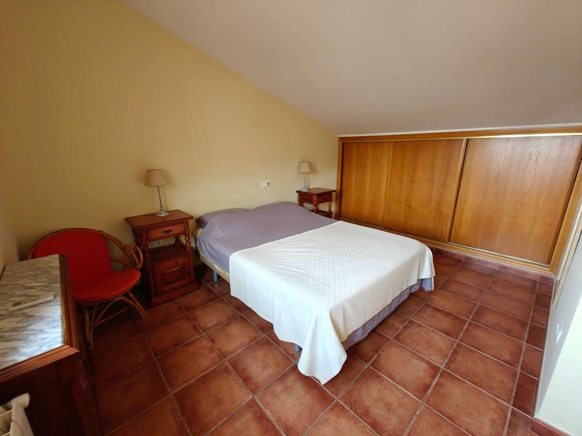 4 soveværelse Villa til leje i Denia med swimmingpool - € 1.650 (Ref: 9168996)