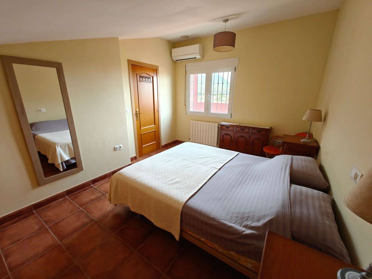 4 soveværelse Villa til leje i Denia med swimmingpool - € 1.650 (Ref: 9168996)