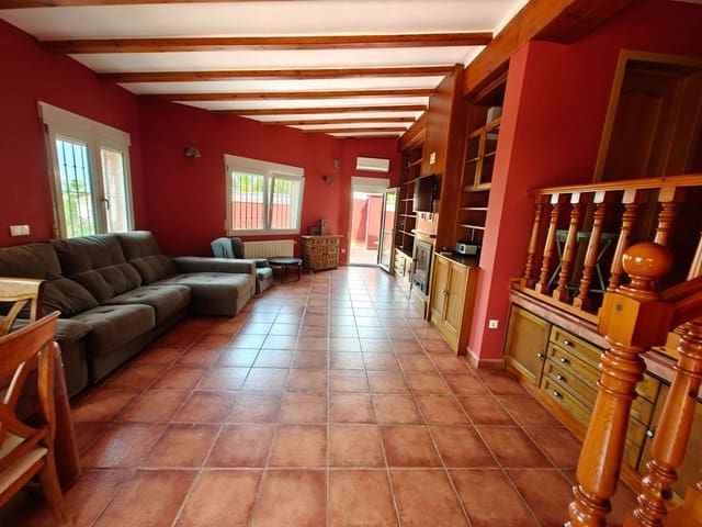 4 bedroom Villa for rent in Dénia with pool - € 1,650 (Ref: 9168996)