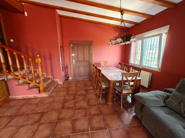 4 bedroom Villa for rent in Dénia with pool - € 1,650 (Ref: 9168996)