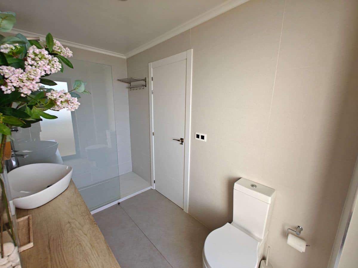 3 Zimmer Apartment zu vermieten in Denia mit Pool Garage - 1.200 € (Ref: 9210463)