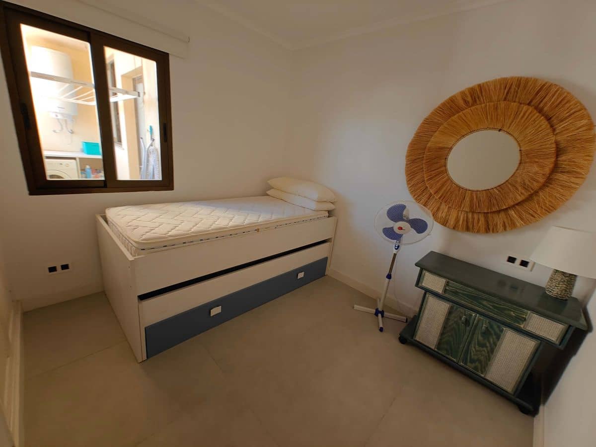 3 Zimmer Apartment zu vermieten in Denia mit Pool Garage - 1.200 € (Ref: 9210463)