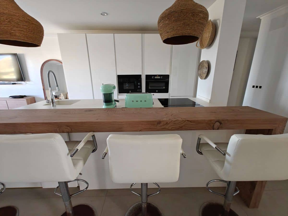 3 Zimmer Apartment zu vermieten in Denia mit Pool Garage - 1.200 € (Ref: 9210463)