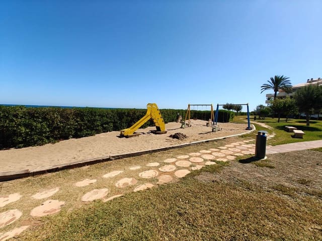 3 bedroom Apartment for rent in Denia with pool garage - € 1,200 (Ref: 9210463)