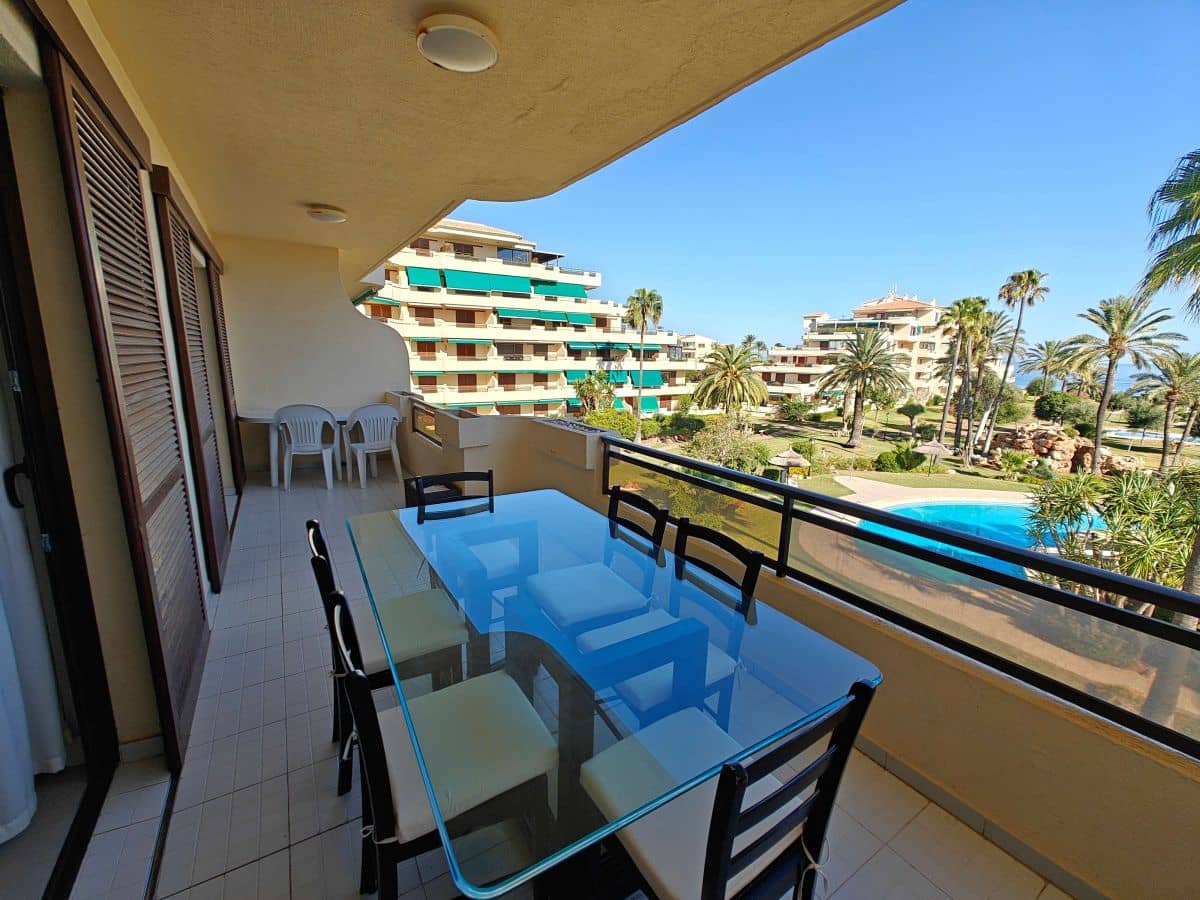 3 Zimmer Apartment zu vermieten in Denia mit Pool Garage - 1.200 € (Ref: 9210463)