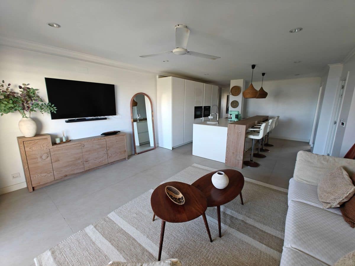 3 Zimmer Apartment zu vermieten in Denia mit Pool Garage - 1.200 € (Ref: 9210463)