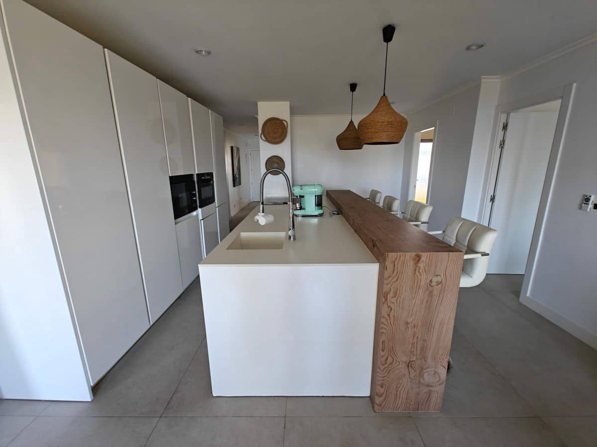 3 Zimmer Apartment zu vermieten in Denia mit Pool Garage - 1.200 € (Ref: 9210463)