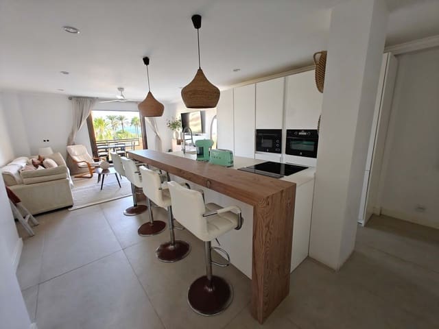 3 bedroom Apartment for rent in Denia with pool garage - € 1,200 (Ref: 9210463)