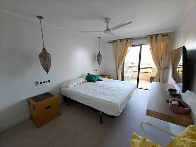3 bedroom Apartment for rent in Denia with pool garage - € 1,200 (Ref: 9210463)