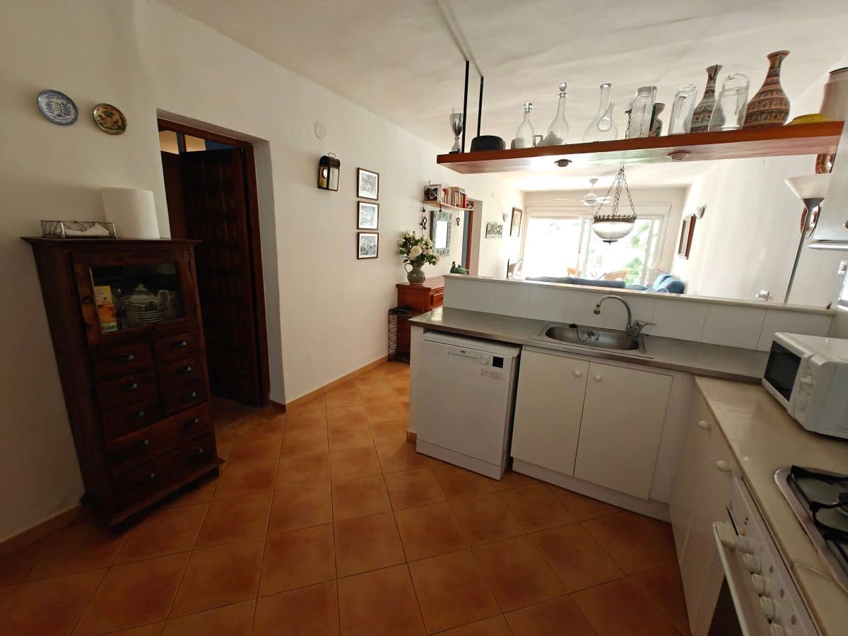 3 sypialnia Apartament do wynajęcia w Denia z basenem garażem - 775 € (Ref: 9216723)