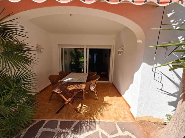 3 soveværelse Lejlighed til leje i Dénia med swimmingpool garage - € 775 (Ref: 9216723)