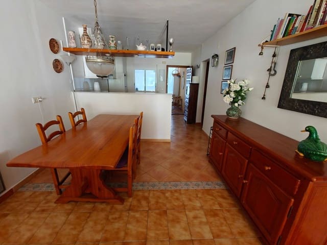 3 soveværelse Lejlighed til leje i Dénia med swimmingpool garage - € 775 (Ref: 9216723)