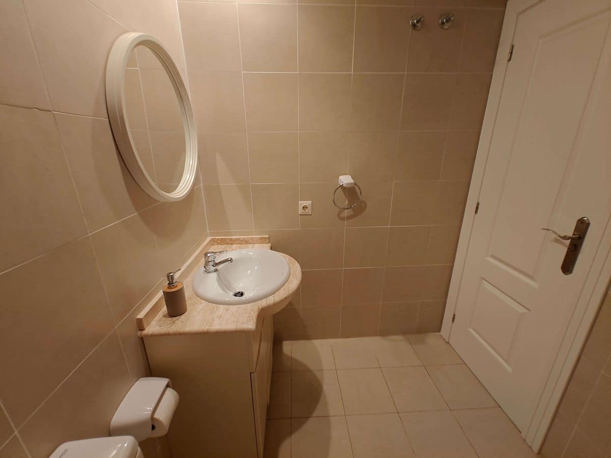 2 soveværelse Lejlighed til leje i Denia med swimmingpool garage - € 695 (Ref: 9240471)