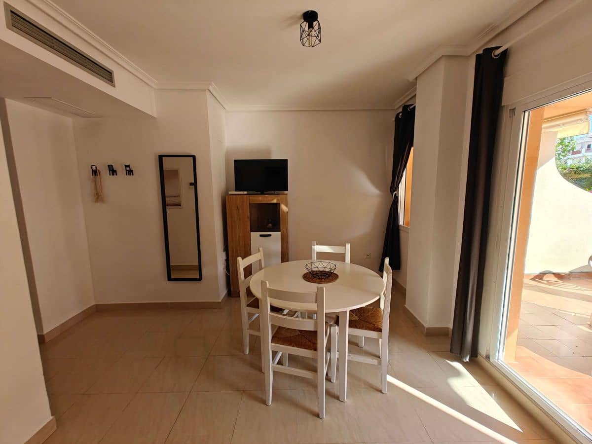 2 soveværelse Lejlighed til leje i Denia med swimmingpool garage - € 695 (Ref: 9240471)