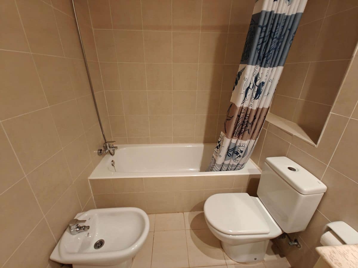 2 soveværelse Lejlighed til leje i Denia med swimmingpool garage - € 695 (Ref: 9240471)