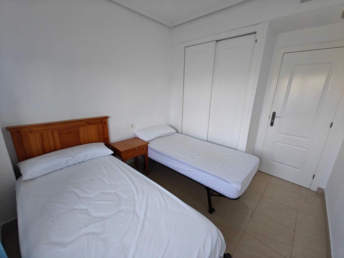 2 soveværelse Lejlighed til leje i Denia med swimmingpool garage - € 695 (Ref: 9240471)