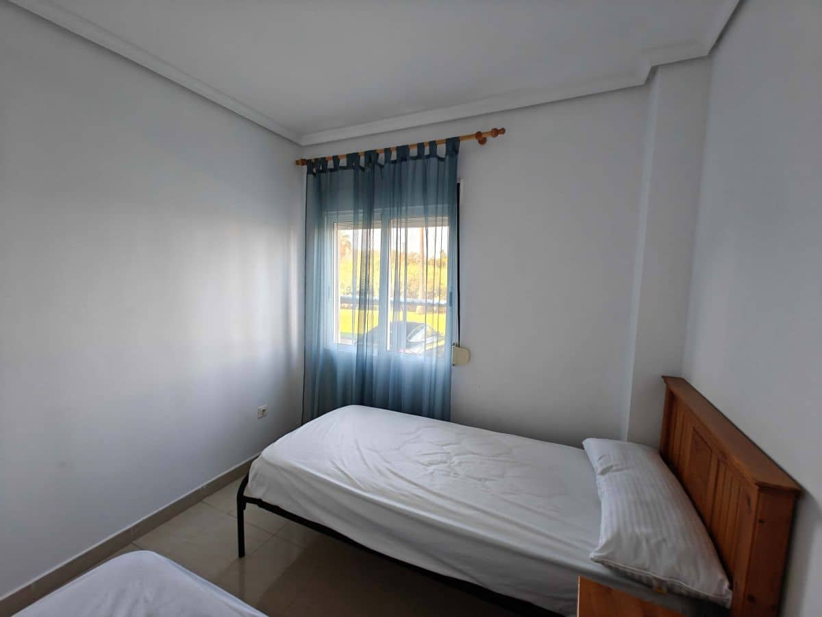 2 soveværelse Lejlighed til leje i Denia med swimmingpool garage - € 695 (Ref: 9240471)