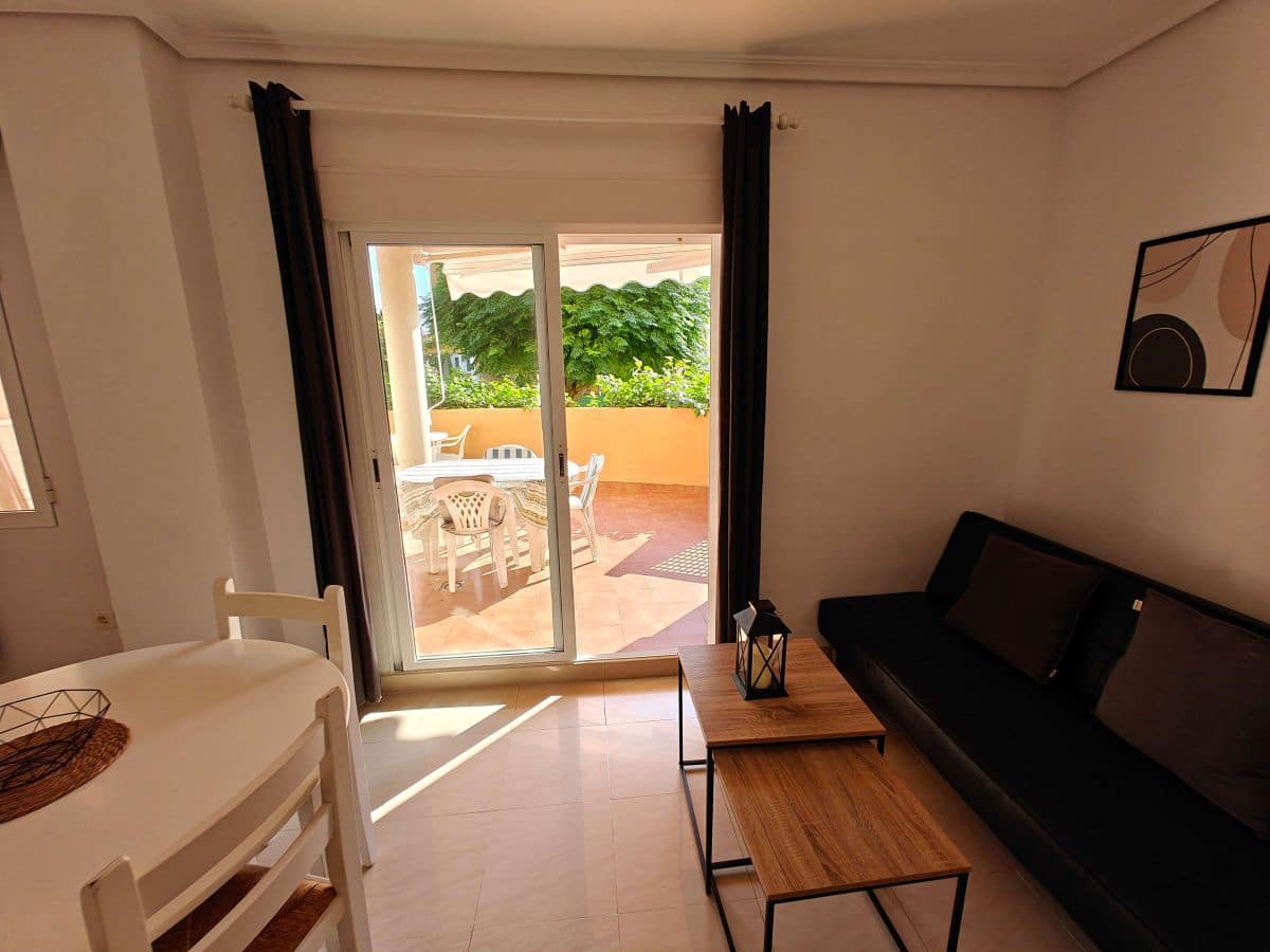 2 soveværelse Lejlighed til leje i Denia med swimmingpool garage - € 695 (Ref: 9240471)