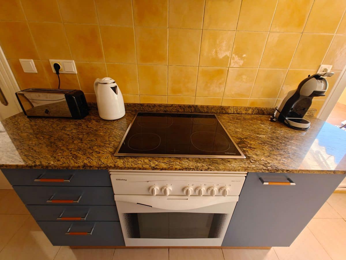 2 soveværelse Lejlighed til leje i Denia med swimmingpool garage - € 695 (Ref: 9240471)