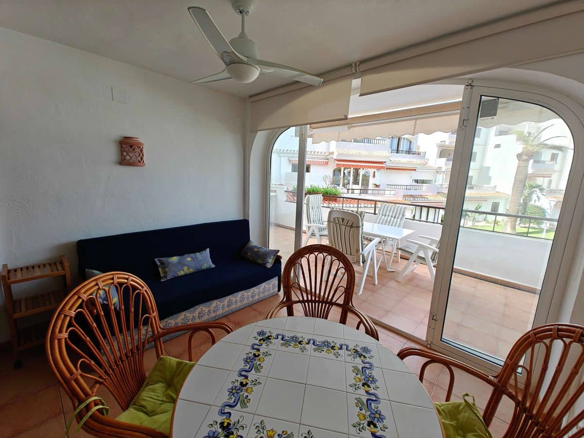 2 soveværelse Lejlighed til leje i Denia med swimmingpool garage - € 800 (Ref: 9258004)