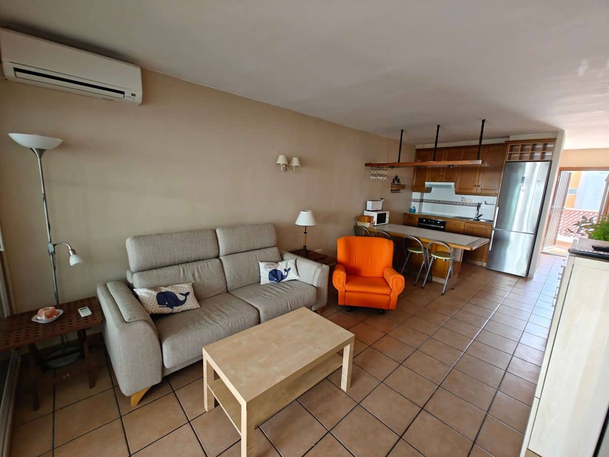 2 soveværelse Lejlighed til leje i Denia med swimmingpool garage - € 800 (Ref: 9258004)