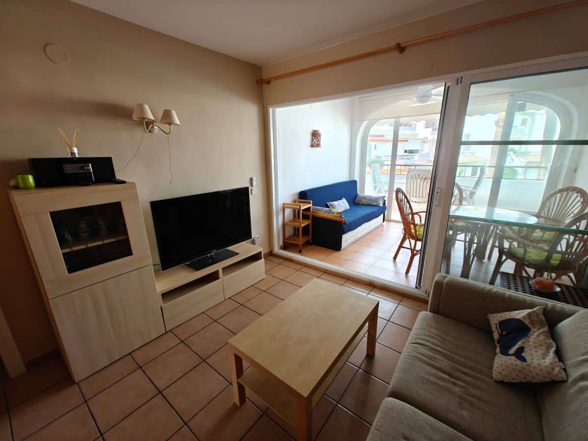 2 soveværelse Lejlighed til leje i Denia med swimmingpool garage - € 800 (Ref: 9258004)