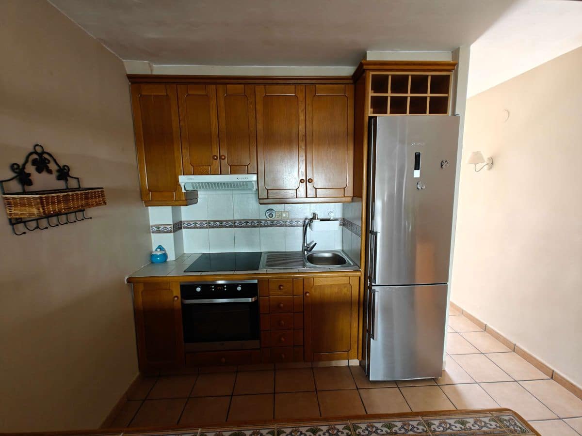 2 soveværelse Lejlighed til leje i Denia med swimmingpool garage - € 800 (Ref: 9258004)