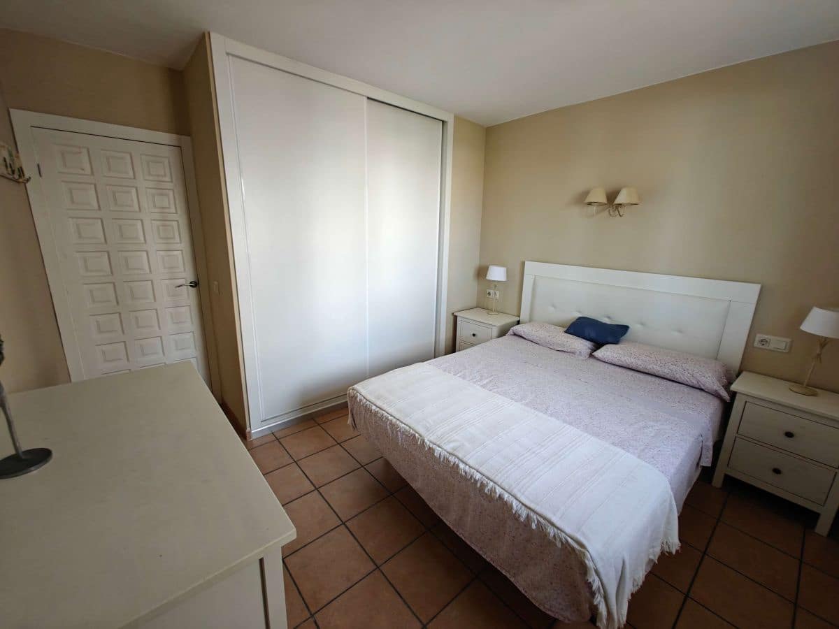 2 soveværelse Lejlighed til leje i Denia med swimmingpool garage - € 800 (Ref: 9258004)