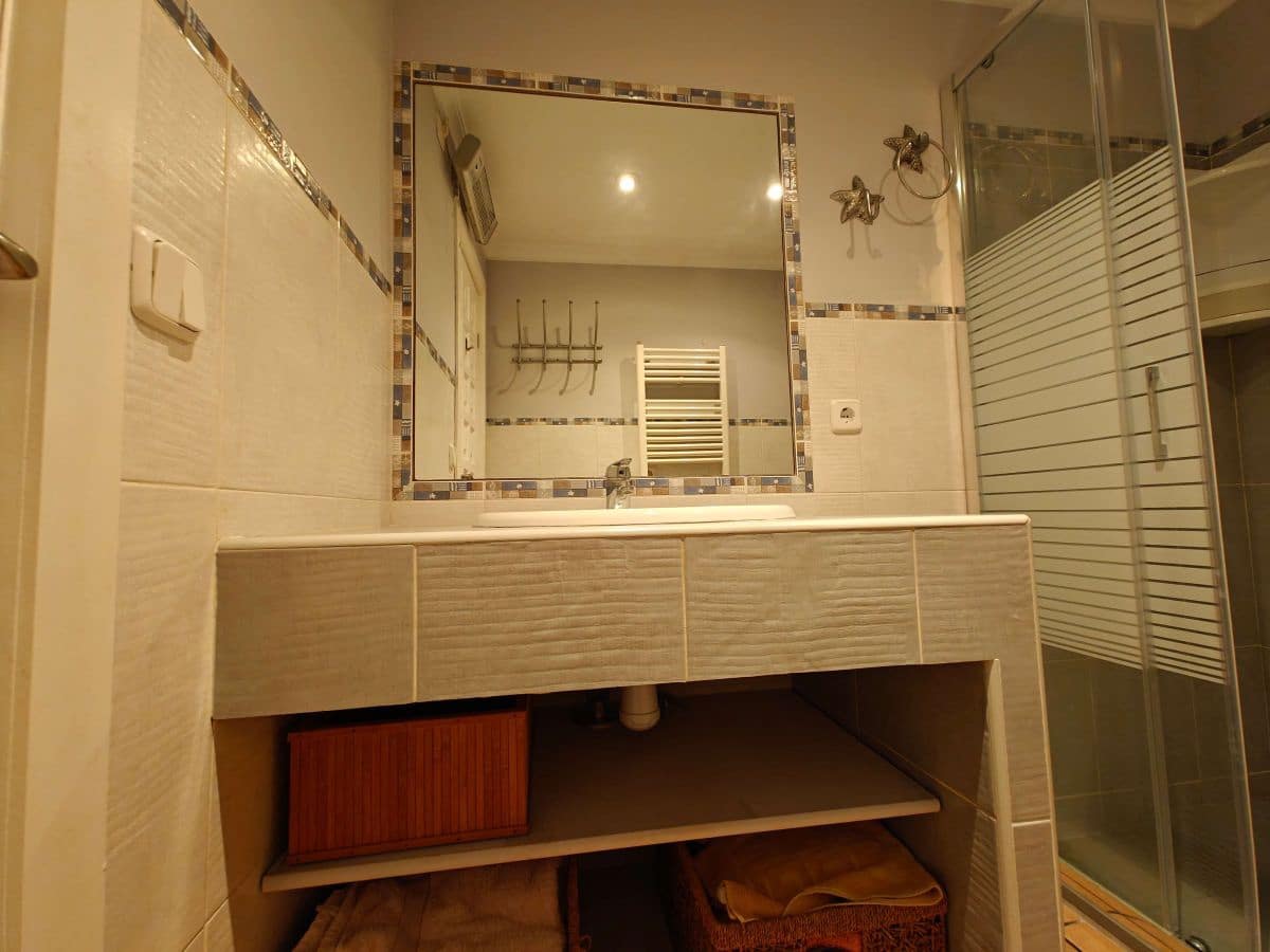 2 soveværelse Lejlighed til leje i Denia med swimmingpool garage - € 800 (Ref: 9258004)