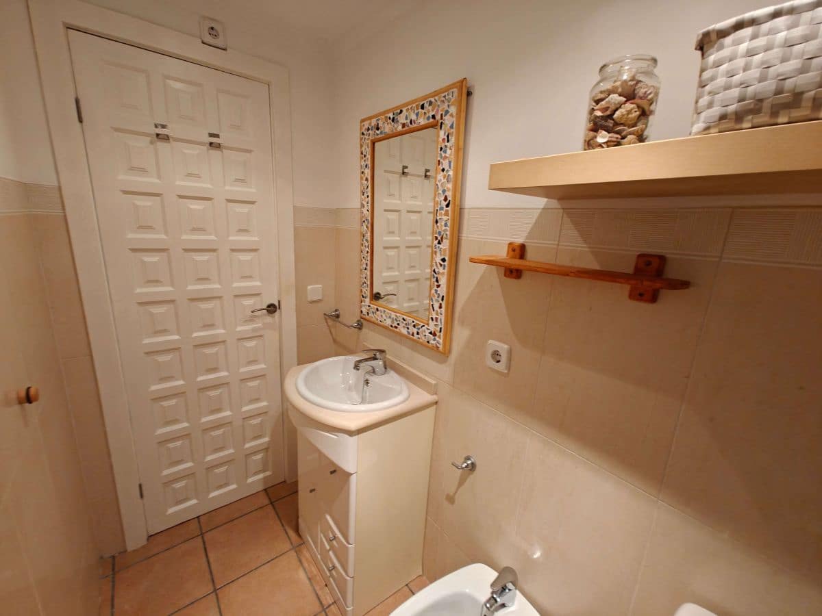 2 soveværelse Lejlighed til leje i Denia med swimmingpool garage - € 800 (Ref: 9258004)