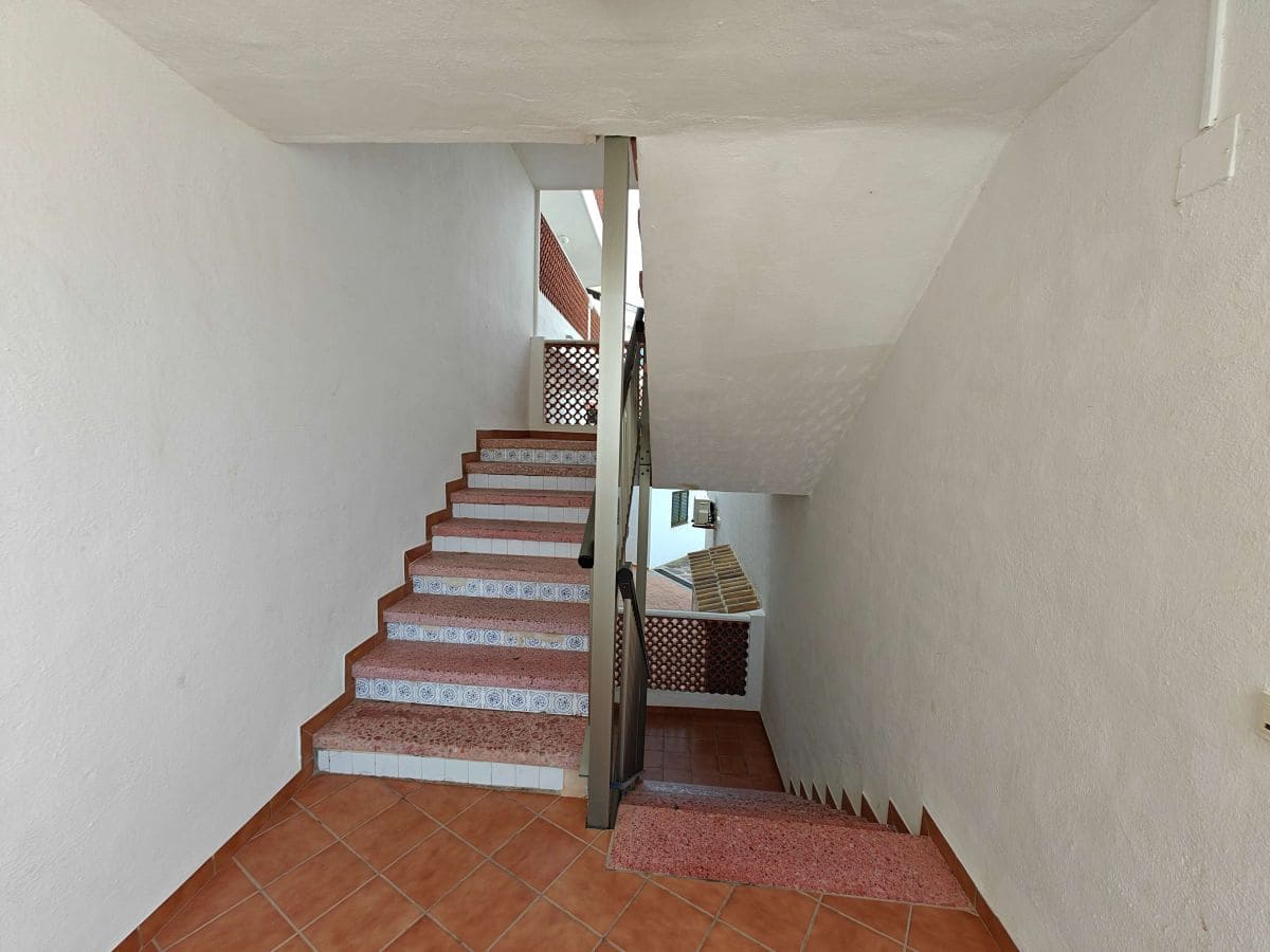 2 soveværelse Lejlighed til leje i Denia med swimmingpool garage - € 800 (Ref: 9258004)