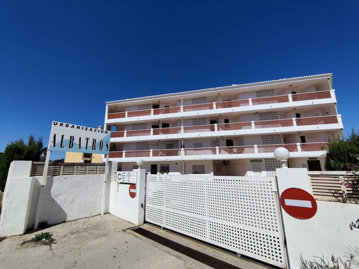 2 soveværelse Lejlighed til leje i Denia med swimmingpool garage - € 800 (Ref: 9258004)