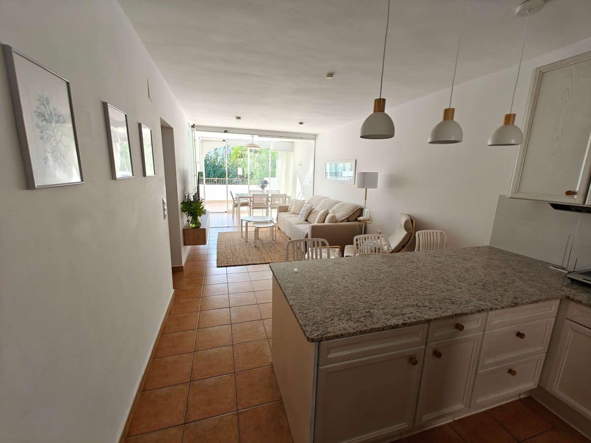 2 soveværelse Lejlighed til leje i Denia med swimmingpool garage - € 800 (Ref: 9348662)