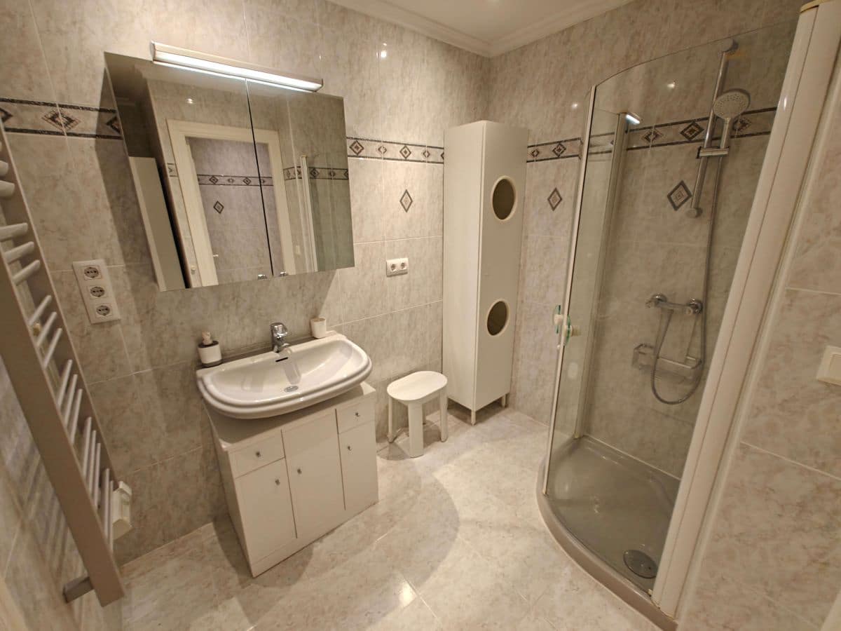 2 soveværelse Lejlighed til leje i Denia med swimmingpool garage - € 800 (Ref: 9348662)