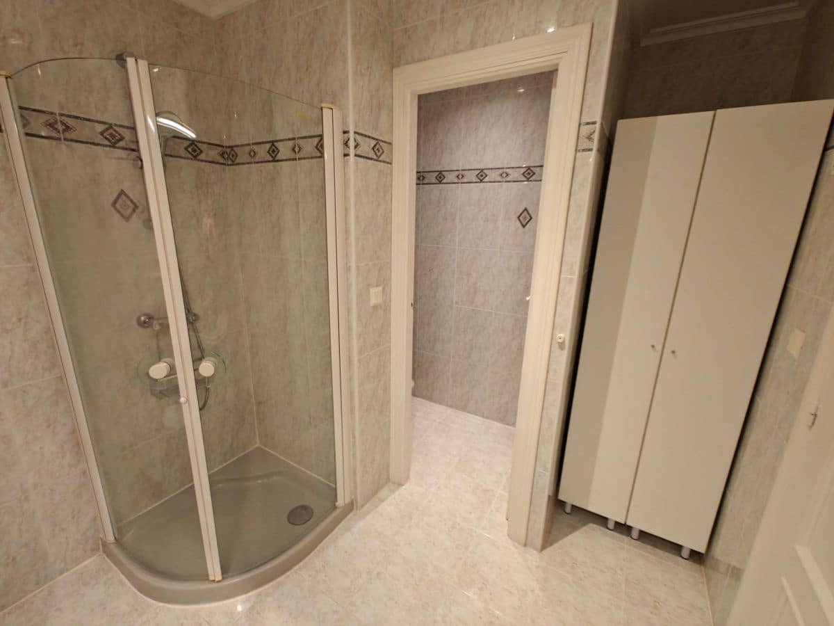 2 soveværelse Lejlighed til leje i Denia med swimmingpool garage - € 800 (Ref: 9348662)