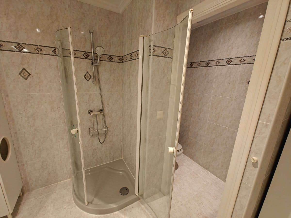 2 soveværelse Lejlighed til leje i Denia med swimmingpool garage - € 800 (Ref: 9348662)