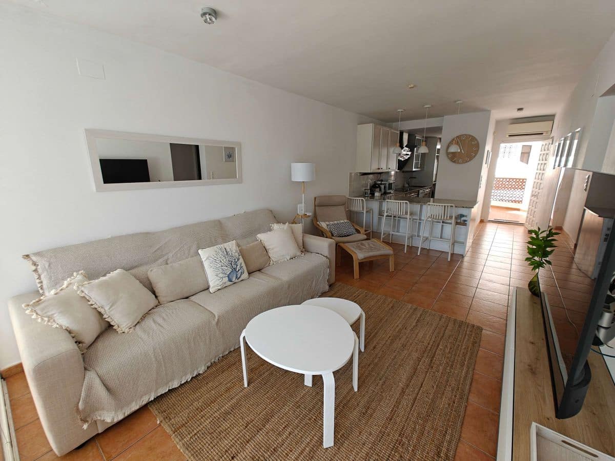 2 soveværelse Lejlighed til leje i Denia med swimmingpool garage - € 800 (Ref: 9348662)