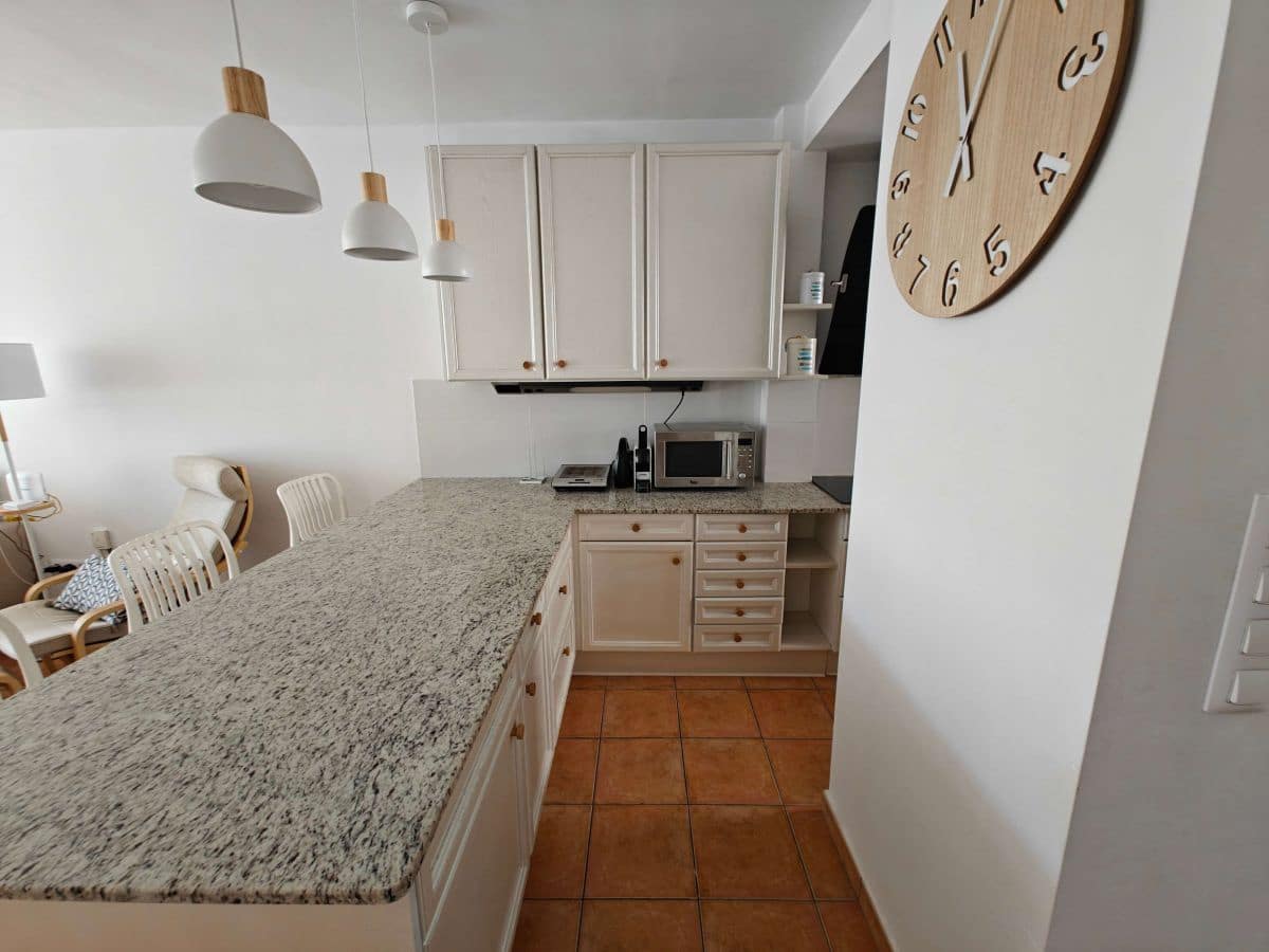 2 soveværelse Lejlighed til leje i Denia med swimmingpool garage - € 800 (Ref: 9348662)