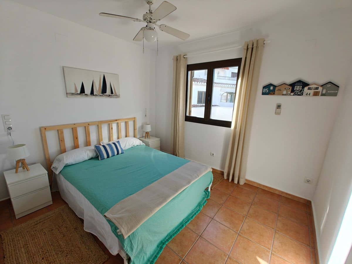 2 soveværelse Lejlighed til leje i Denia med swimmingpool garage - € 800 (Ref: 9348662)