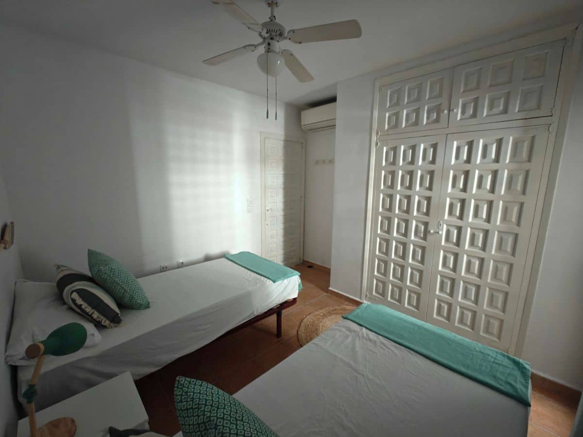 2 soveværelse Lejlighed til leje i Denia med swimmingpool garage - € 800 (Ref: 9348662)