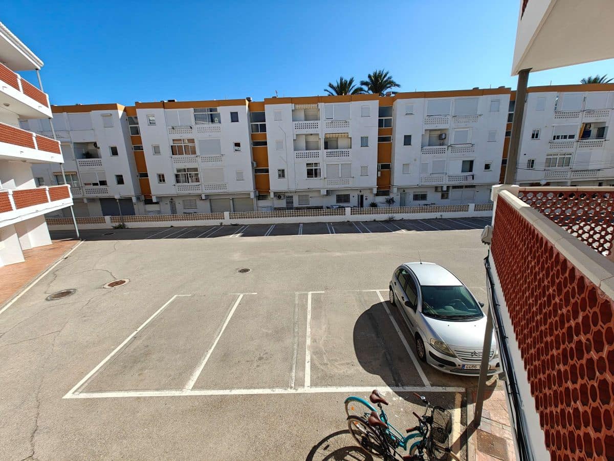 2 soveværelse Lejlighed til leje i Denia med swimmingpool garage - € 800 (Ref: 9348662)