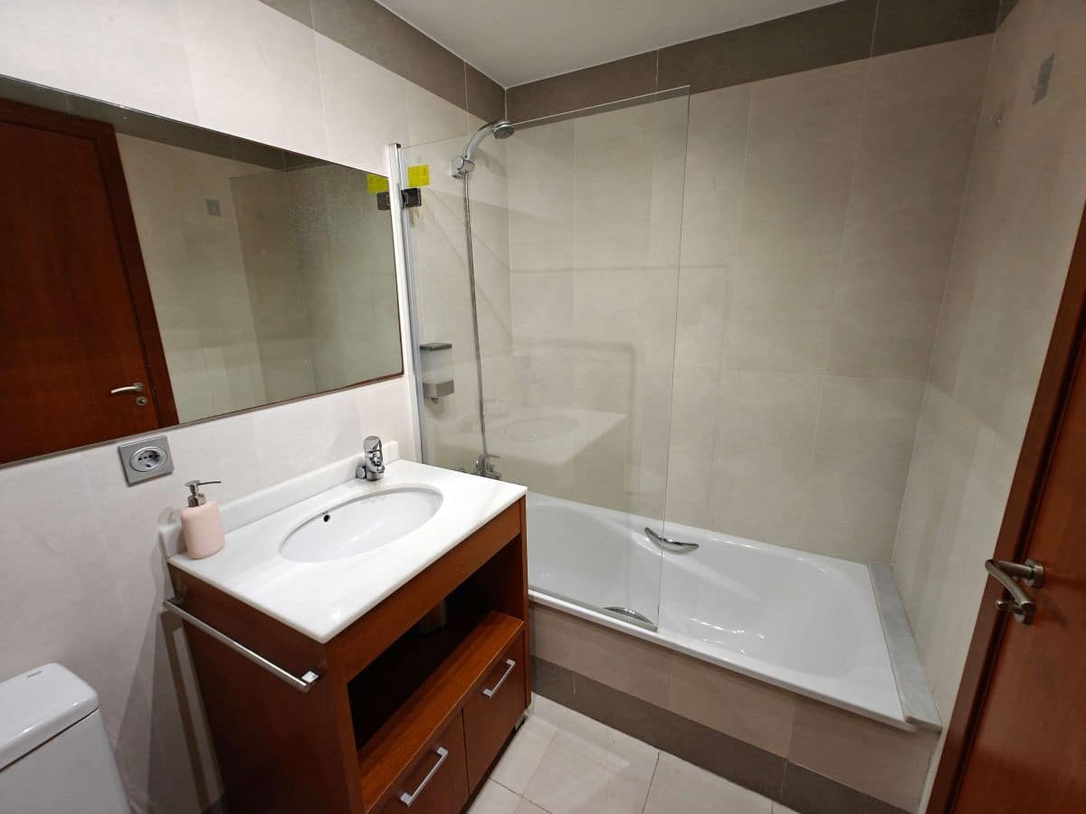 2 soverom Leilighet til leie i Denia med svømmebasseng garasje - € 830 (Ref: 9776886)