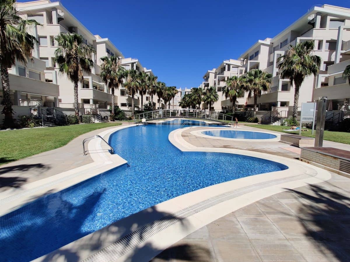 2 soverom Leilighet til leie i Denia med svømmebasseng garasje - € 830 (Ref: 9776886)