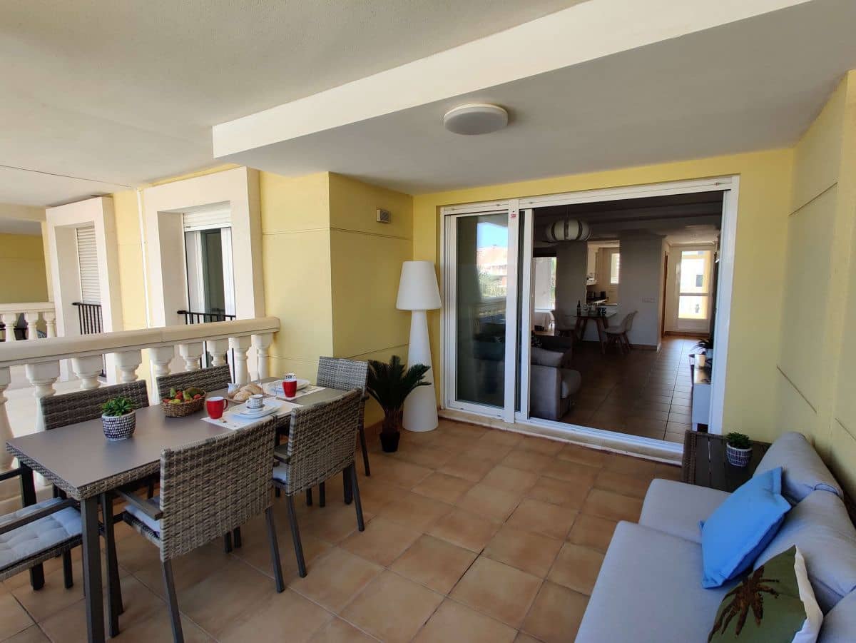 2 bedroom Apartment for rent in Denia with pool garage - € 990 (Ref: 9945066)